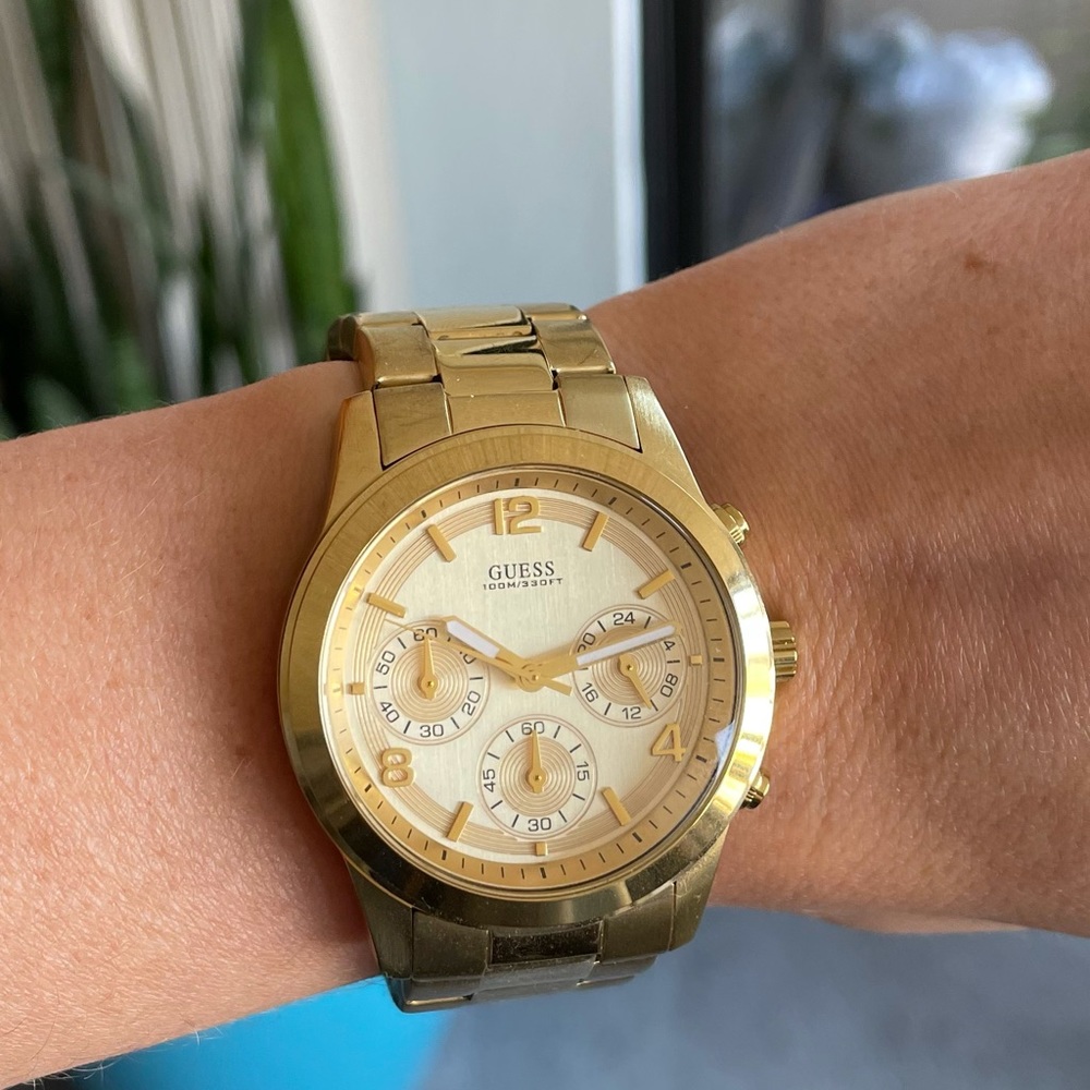 GUESS Watch-never worn!